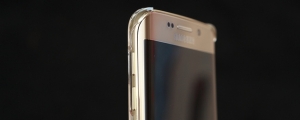 裸機也防護:S6 edge 透明殼分享
