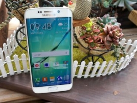 Samsung Galaxy S6 edge 開箱實測，搭載「雙曲面側螢幕」真的超美啦!!