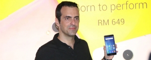 插卡過時論點被打臉?看看 Hugo Barra 如何解釋