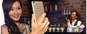 自拍四倍亮 OPPO R9 在台灣到貨開賣 