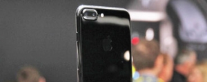 曜石黑新色、新 Home 鍵設計,iPhone 7 實機動眼看
