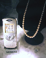 Siemens SL65 珍珠白純淨登場