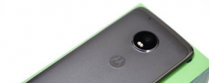 主打高性價比的 Moto G5 Plus 中階機開箱試玩
