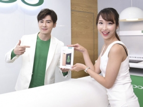 OPPO R11 三創限量交機　排隊人潮湧現