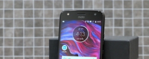 Moto X4 開箱動手玩，可一次配對四台喇叭同時播放音樂