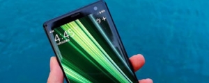 [開箱] 集眾多強大技術於一機！SONY Xperia XZ3 青森綠