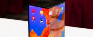 5G 未商用化,HUAWEI Mate X 摺疊螢幕手機台灣確認不上市