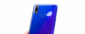 台灣 6 月上市，realme X 青春版（realme 3 Pro）實機動手玩