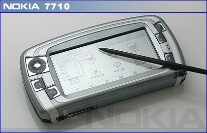 寬螢幕擺''闊'' ！Nokia 7710 帶來視覺新感受