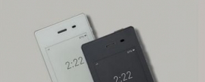 回歸最原始通訊需求，極簡手機「Light Phone II」10 月推出