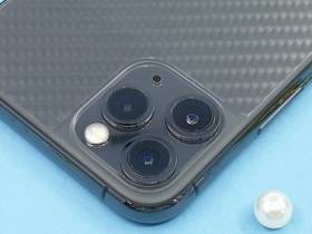 保護 iPhone 11 找圓一！隱藏版碳纖維 carbon 背貼、隱形液態塗膜強護登場