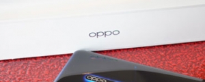 型號是 OPPO M1，據傳 OPPO 正在開發自家處理器晶片