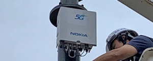 下載速度超過 900Mbps,中華電信、Nokia 攜手架設台灣首座 5G Small Cell 智慧路燈