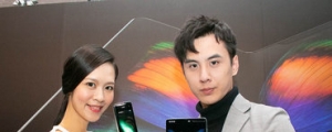 台灣首款摺疊螢幕手機！Samsung Galaxy Fold 一月限量上市 售價公布