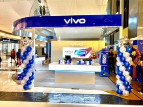 vivo 全台首間體驗店高雄夢時代登場　鼠年購機多重好禮送