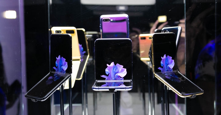魅惑摺疊旗艦 Samsung Galaxy Z Flip 發表會場試玩