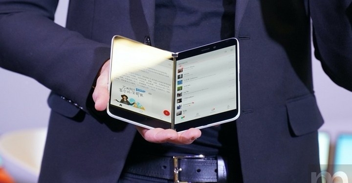 微軟依然有可能在今年內推出雙螢幕手機Surface Duo