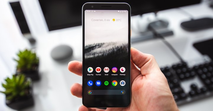 用錯一張桌布 Android 手機秒變磚?
