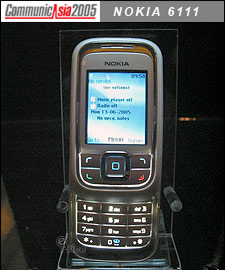 [2005 亞洲電信展] Nokia 摺疊、滑蓋新機搶頭香