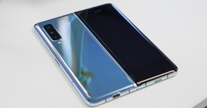 無法承受摺疊後對螢幕壓力,三星 Galaxy Fold 2 傳取消支援 S Pen