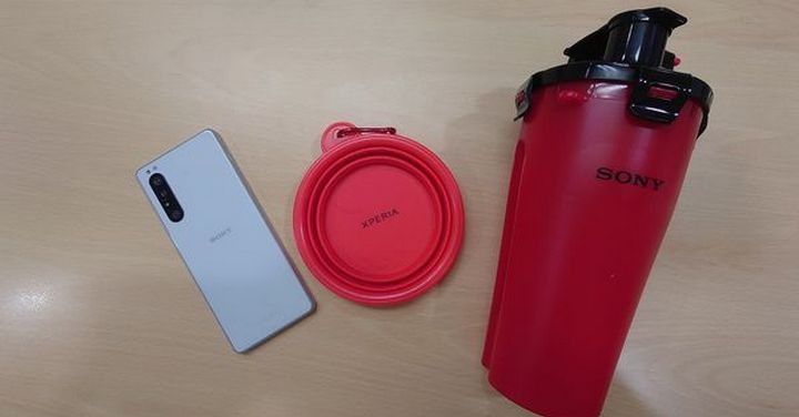 期間限定再現! Xperia 寵物雙用水糧杯組開箱