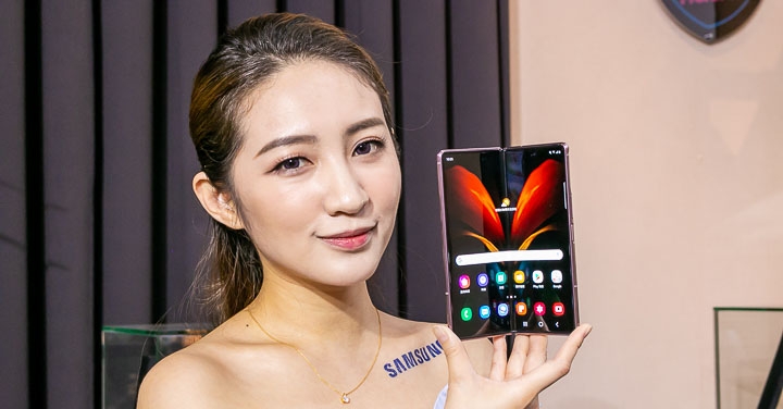 螢幕更無際、結構更強化　Samsung Galaxy Z Fold 2 開箱試玩