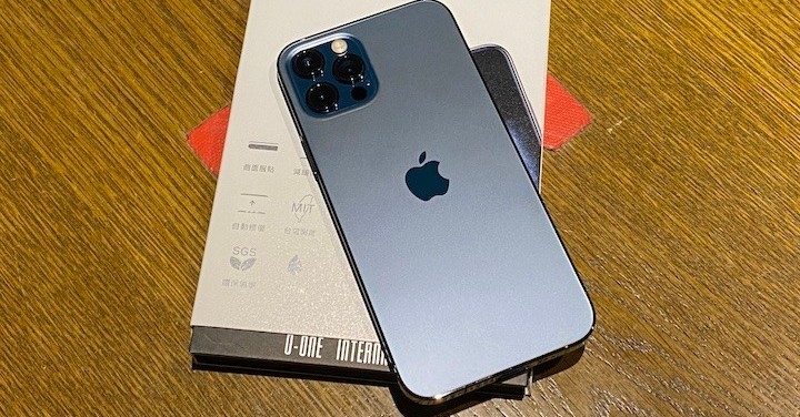 iPhone 12 Pro 太平洋藍入手