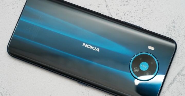 NOKIA 首款 5G 機種 NOKIA 8.3 5G 開箱評測