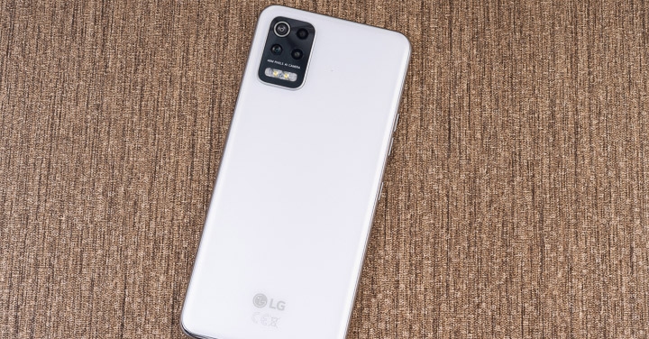 麻雀雖小五臟俱全：LG K52 開箱心得