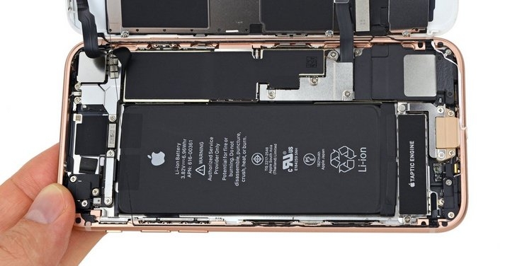 換個電池好過年?台灣大哥大再推 iPhone 換電池 990 元限時優惠