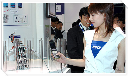 日本無線網路電信展：3G 手機競爭白熱化 (上)
