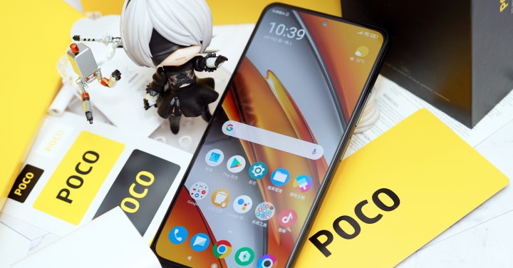 Snapdragon 870 + 三鏡頭 + 120Hz 的 旗艦殺手 POCO F3