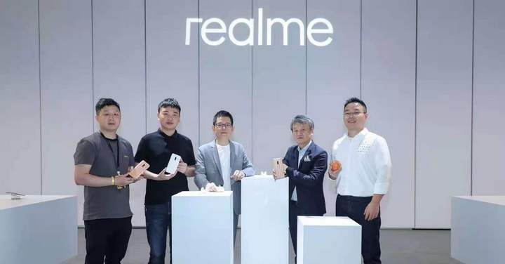 realme 傳將推出 realme GT 大師版，由深澤直人操刀設計