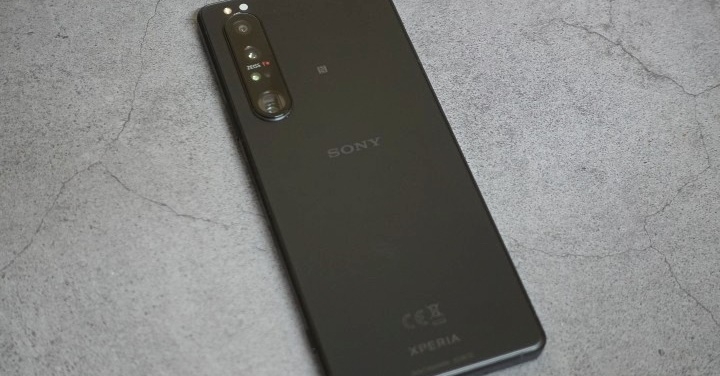 三鏡頭四光學焦段Xperia 1 III 開箱分享