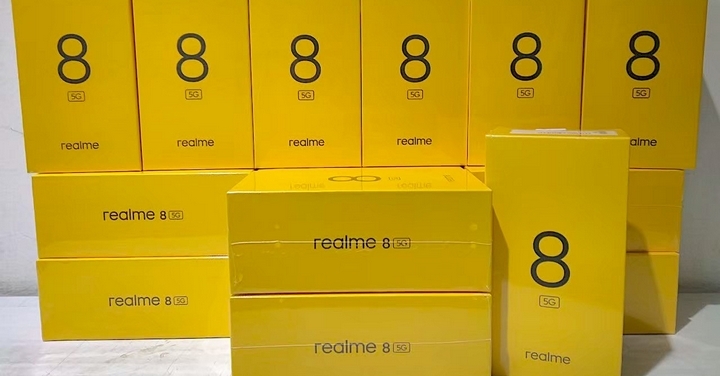 【獨家特賣】 5G 在手 輕鬆擁有 realme 8 飆速下殺 (10/19~10/25)