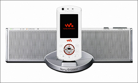 Walkman 手機添利器！　SE W900i 雙模旋蓋機