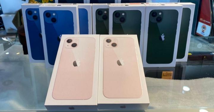 【獨家特賣】想換蘋果先來看看 iPhone 13 只要 22,990 元 (5/9~5/15)