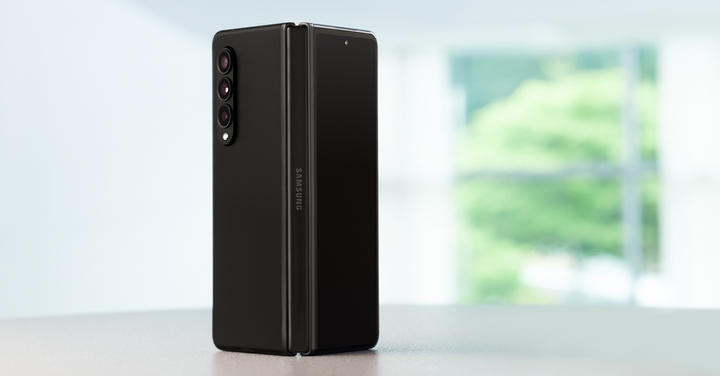 三星 Galaxy Z Fold 4 螢幕比例曝光,外螢幕更短內螢幕更寬