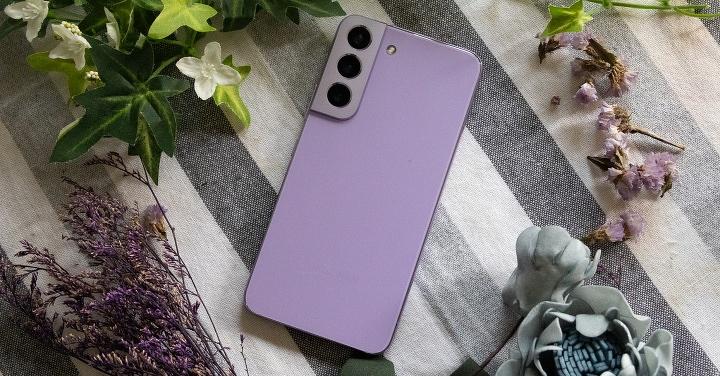Samsung Galaxy S22 幻夜紫（Bora 紫）新色實機圖賞