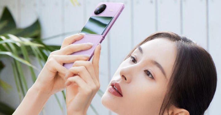 vivo X Flip 宣傳照流出   OPPO Find N2 Flip 姊妹機月內發表