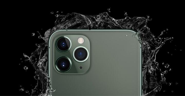 iPhone 歷代手機防水功能大揭秘  從 iPhone 7 到 iPhone 15 的防水標準一覽