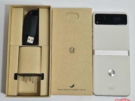 ［開箱］Motorola Razr 40 白色款外觀 &amp; 相機成像 &amp; 優缺點分享