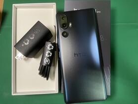 ［開箱心得］ 買了HTC U24 pro 太空藍！