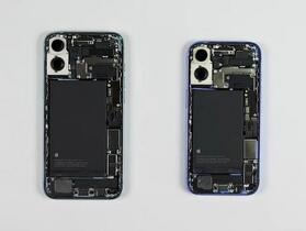 iPhone 16 固定電池的黏合劑可透過通電移除，iPhone 16 Pro 則採用不鏽鋼外殼設計的模組化電池