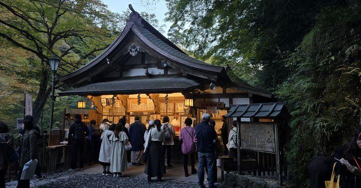 與 S24 Ultra 夜遊京都貴船神社