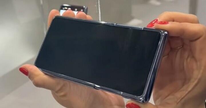 三星展示滑動延伸 OLED 概念機