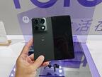 Motorola 首款大摺 razr fold 登台