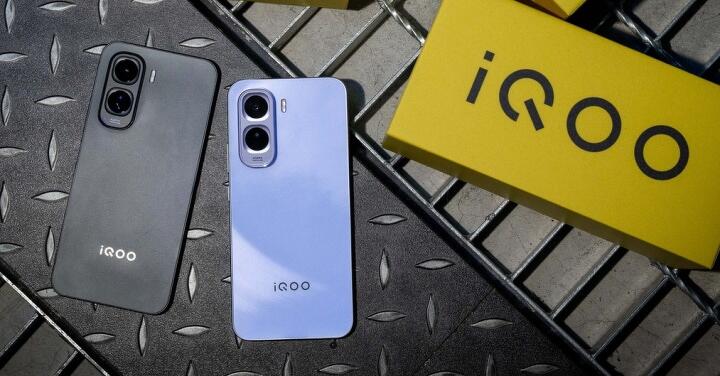 iQOO Z11 登場：內建 9020 mAh 猛獸級電量手機