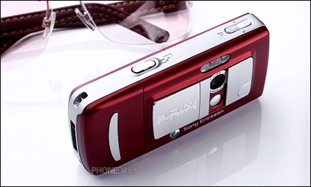 舊瓶新酒 Sony Ericsson K750i 　紅色新登場