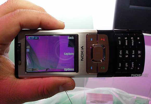 【亞洲電信展】Nokia 6500 Slide 試玩中階蔡司